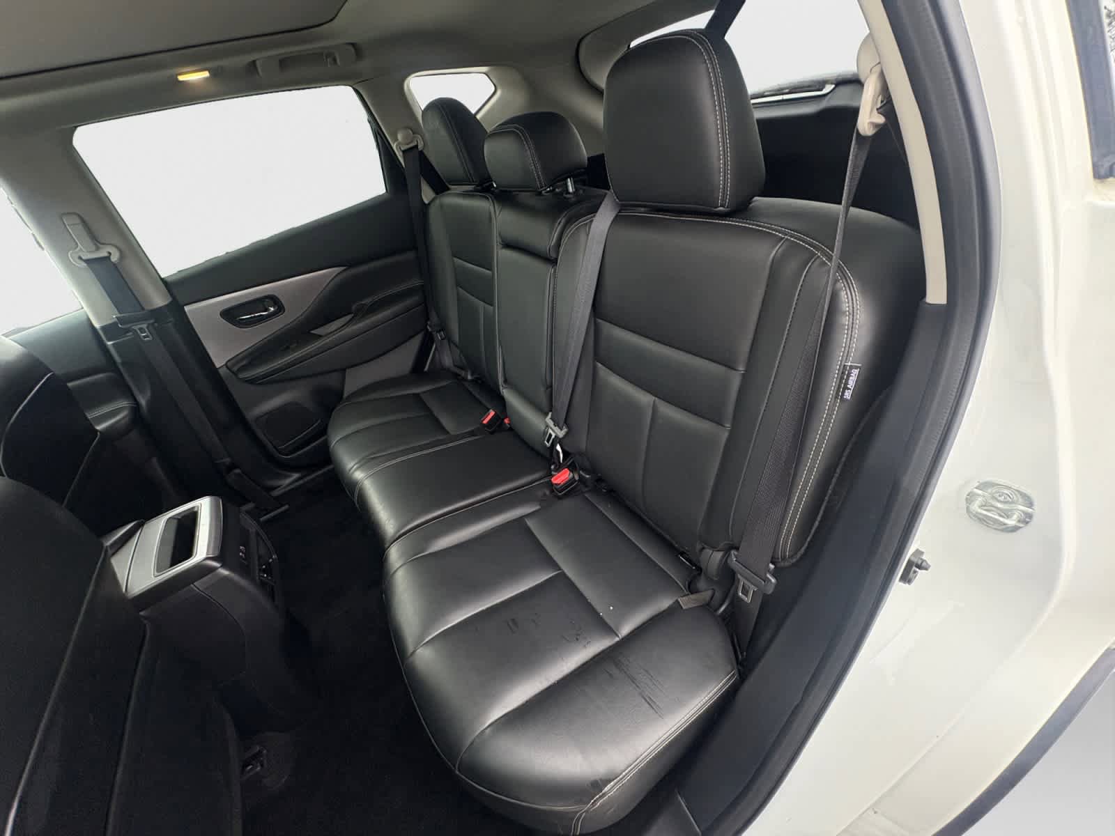 Used 2024 Nissan Murano SV AWD/4WD image 14