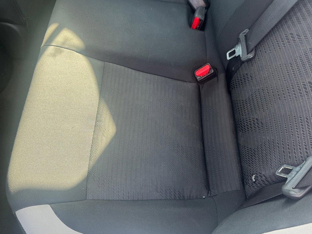 Used 2021 Nissan Versa SV image 10