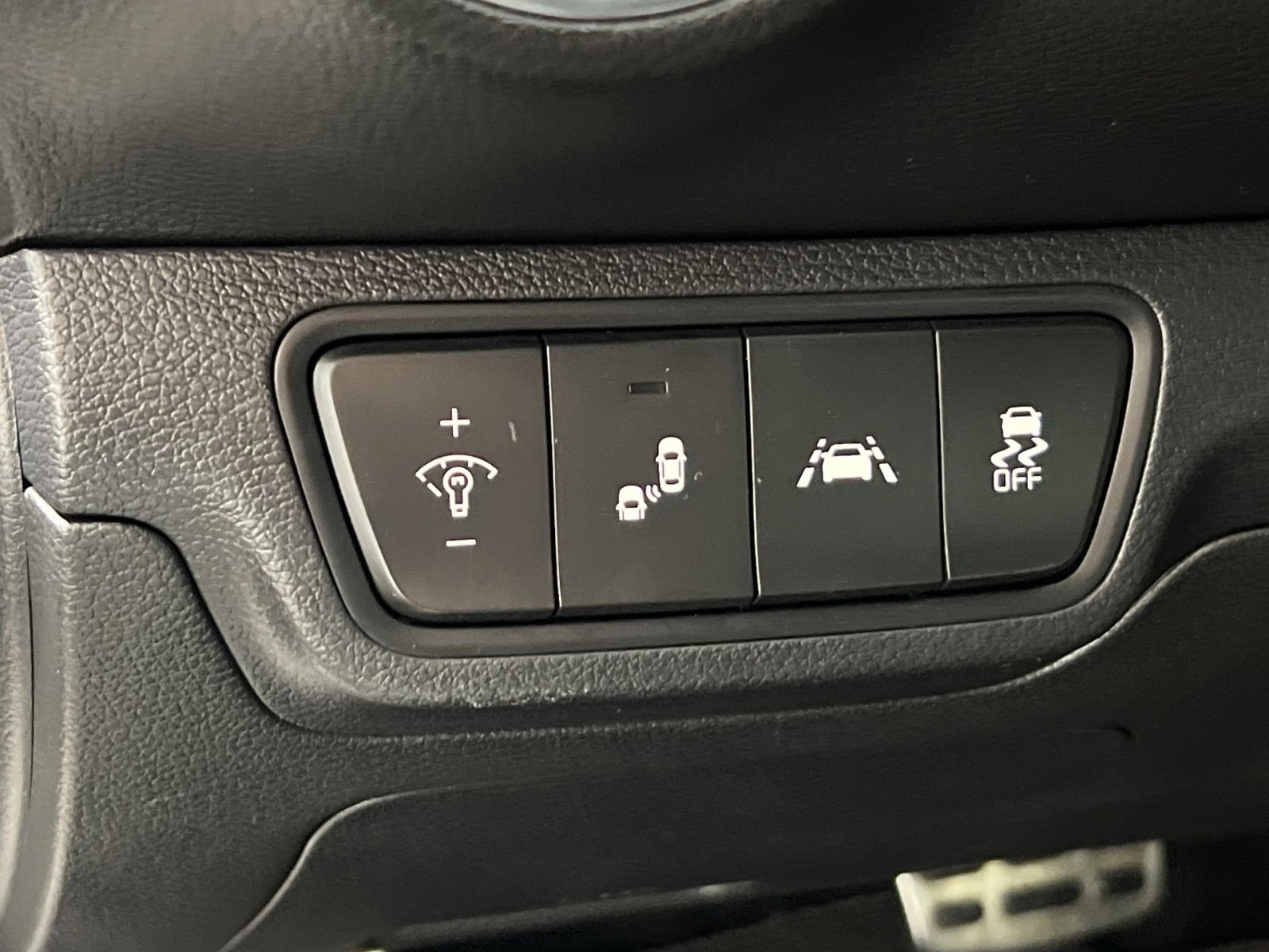 Used 2021 Kia Forte GT-Line w/ GT-Line Premium Package image 31