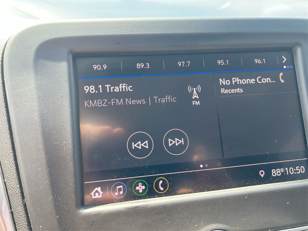 Used 2020 Chevrolet Equinox LS image 18