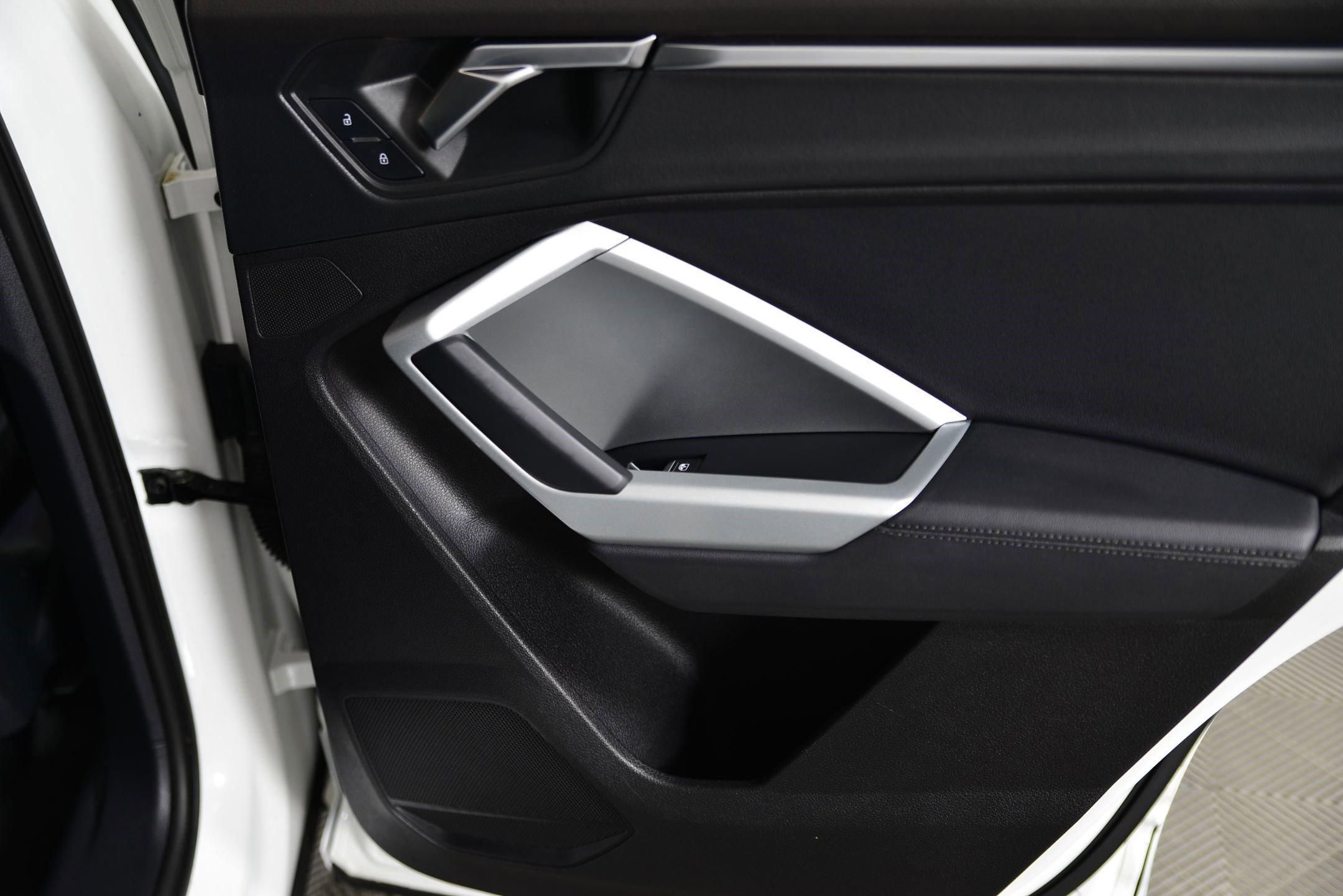 Certified 2021 Audi Q3 2.0T Premium w/ Convenience Package image 15