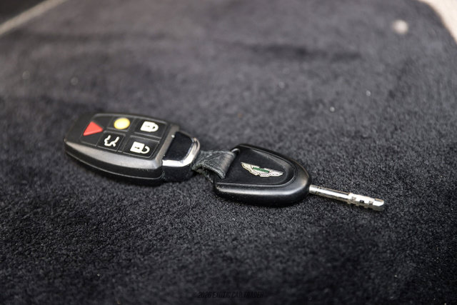 Used 2007 Aston Martin V8 Vantage Roadster RWD image 45
