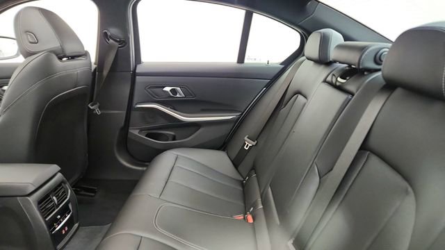 Used 2025 BMW 330i xDrive Sedan image 29