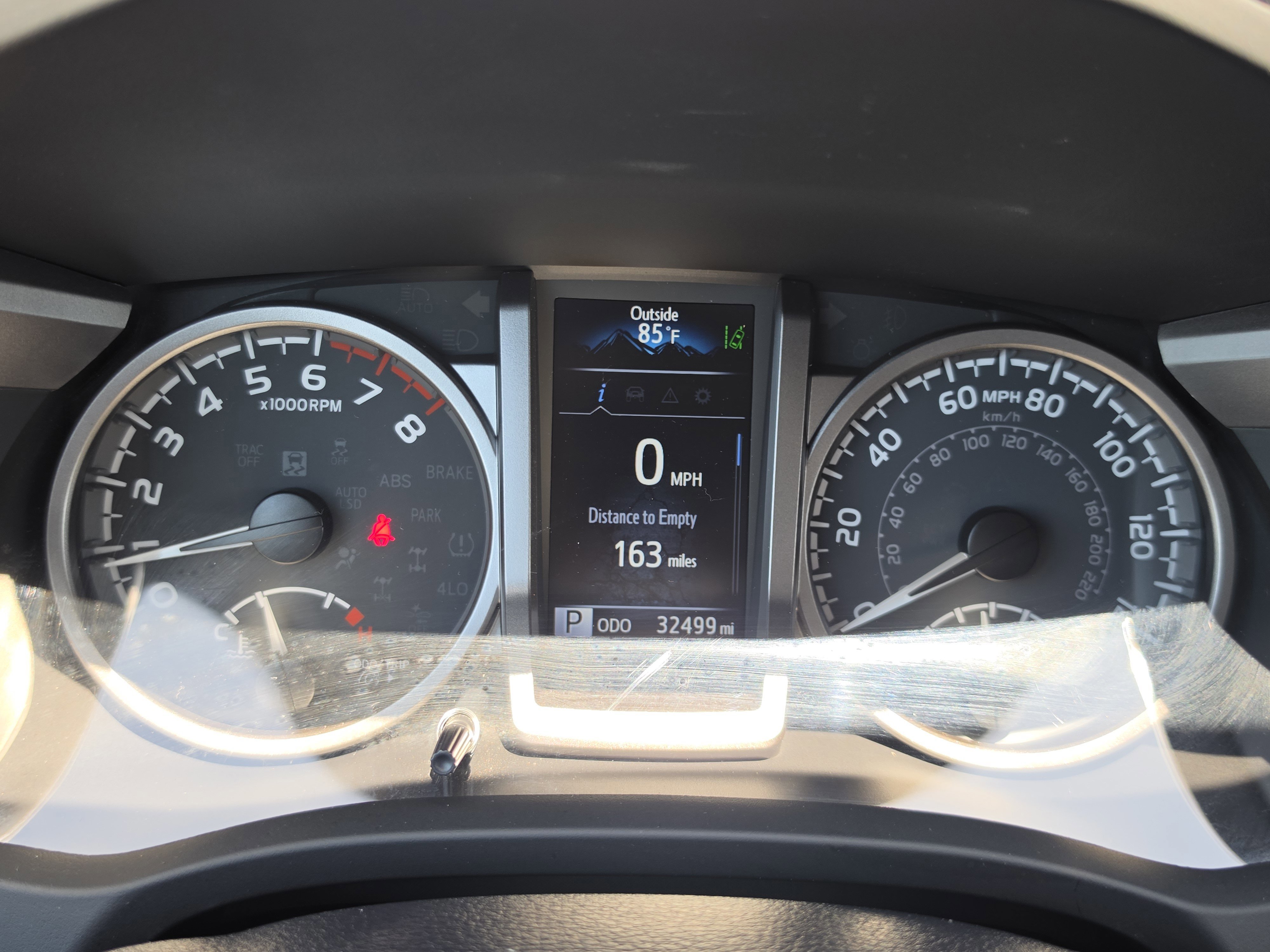 Used 2022 Toyota Tacoma SR5 w/ Technology Package RWD image 18
