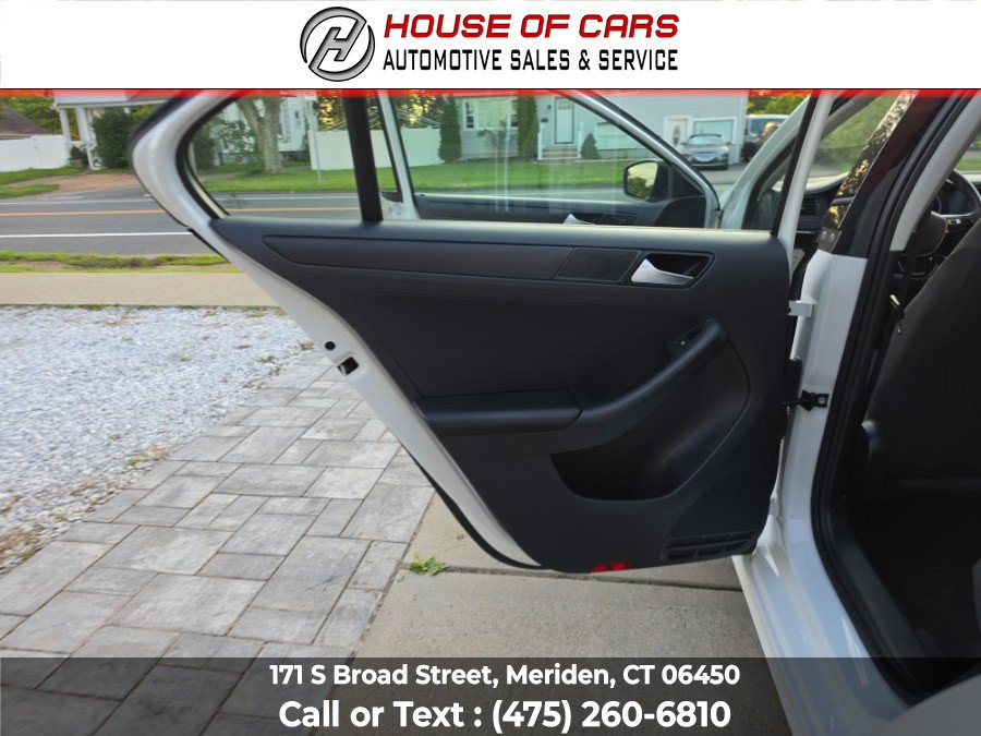 Used 2015 Volkswagen Jetta S FWD image 41