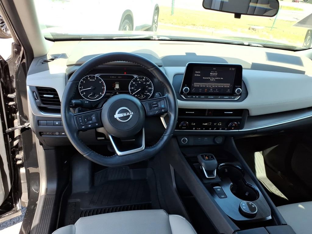 Certified 2023 Nissan Rogue SV w/ SV Premium B Package AWD/4WD image 7