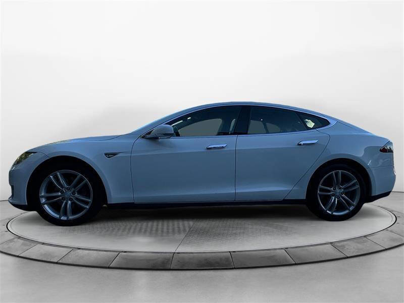 Used 2013 Tesla Model S Long Range image 2