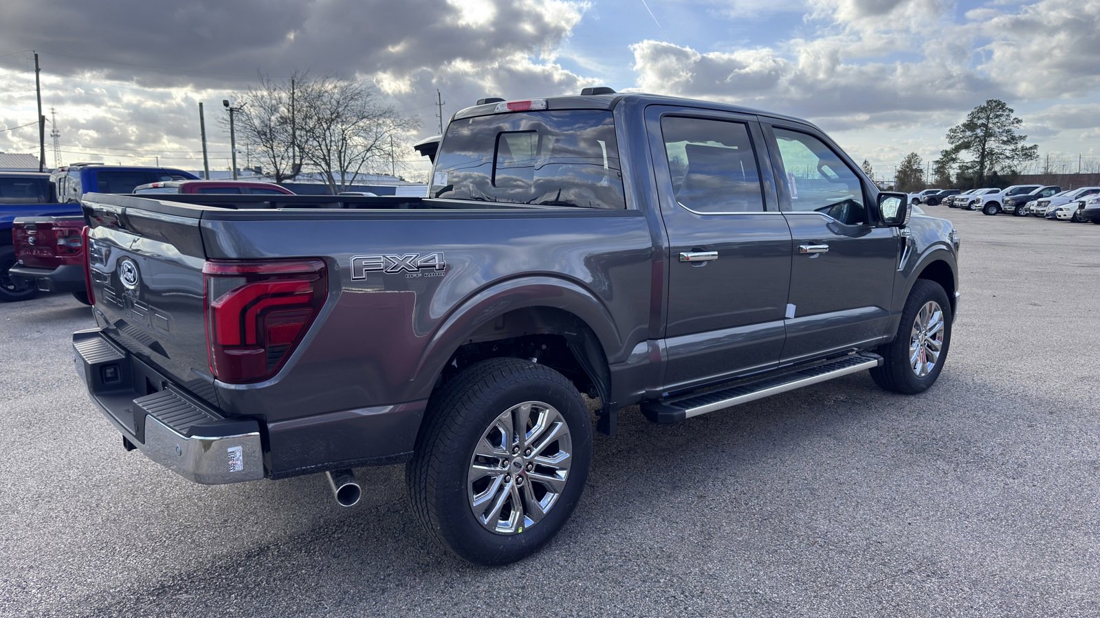 New 2025 Ford F150 Lariat w/ Equipment Group 501A Mid image 3