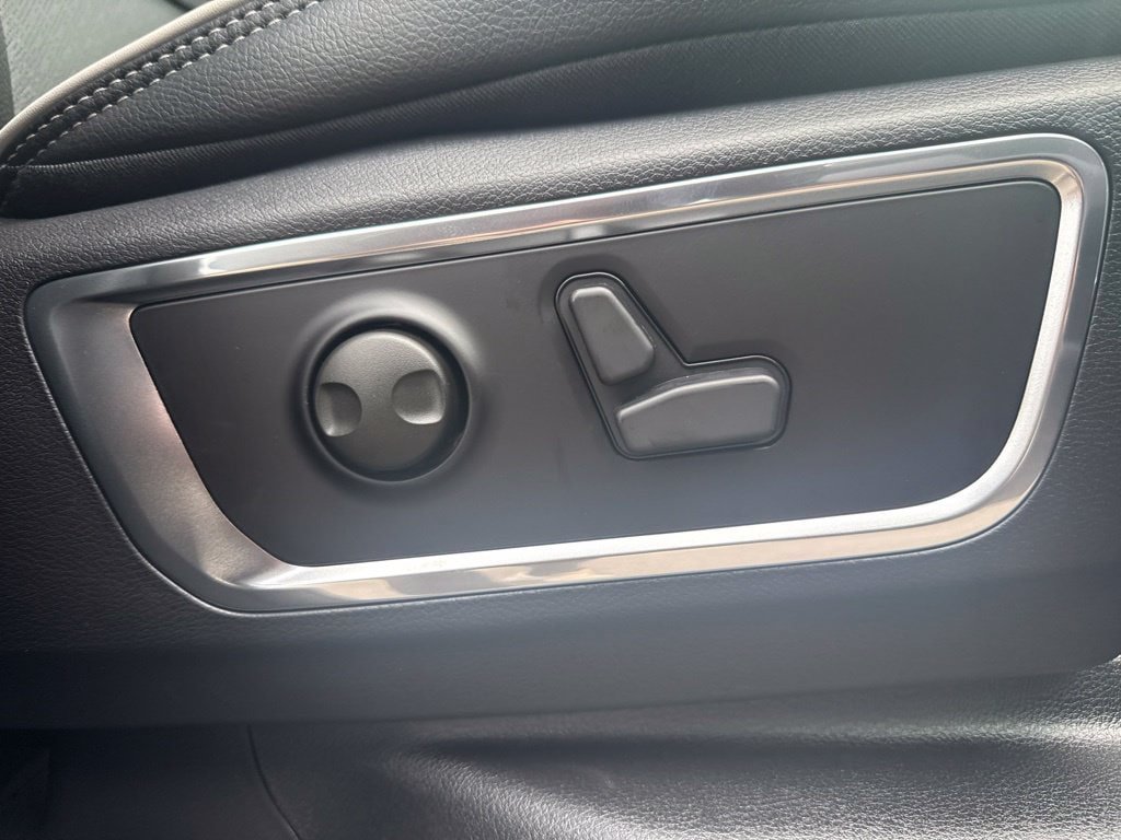 New 2027 RAM 1500 Laramie AWD/4WD image 14