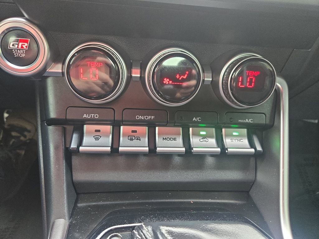 Used 2022 Toyota GR86 Premium image 22