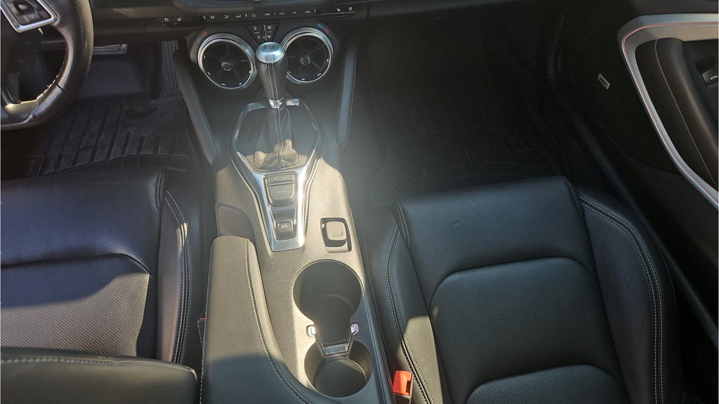 Used 2019 Chevrolet Camaro LT RWD image 19