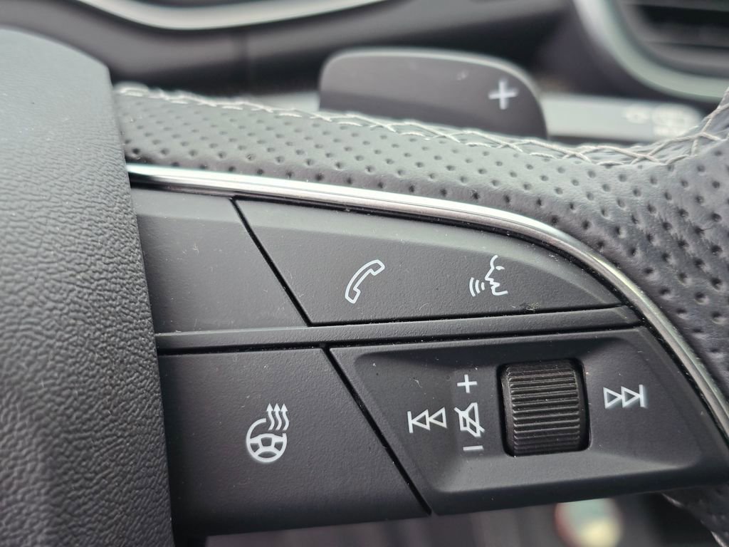 Used 2024 Audi SQ5 Prestige w/ Prestige Package image 22