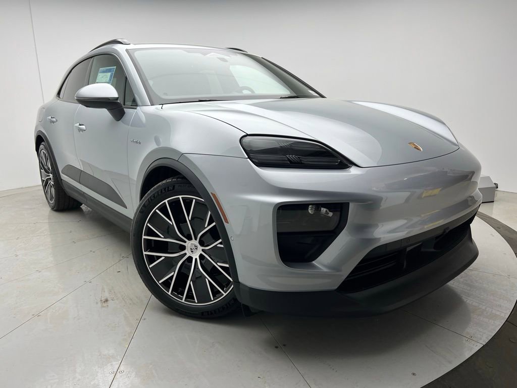 Used 2025 Porsche Macan Electric image 24