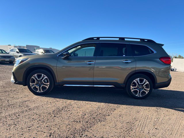 Used 2024 Subaru Ascent Touring AWD/4WD image 2