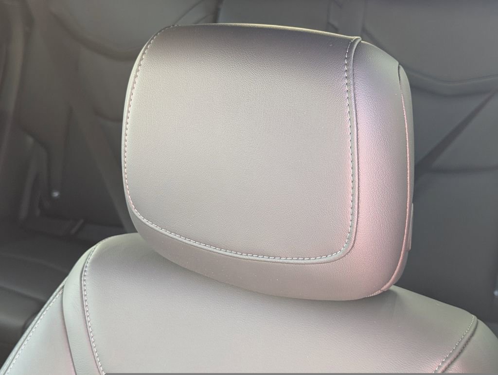 New 2026 Cadillac XT5 Premium Luxury AWD/4WD image 15