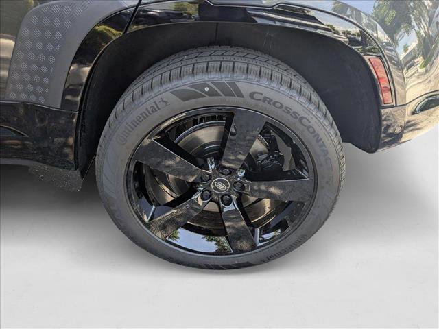 New 2025 Land Rover Defender 110 V8 image 10