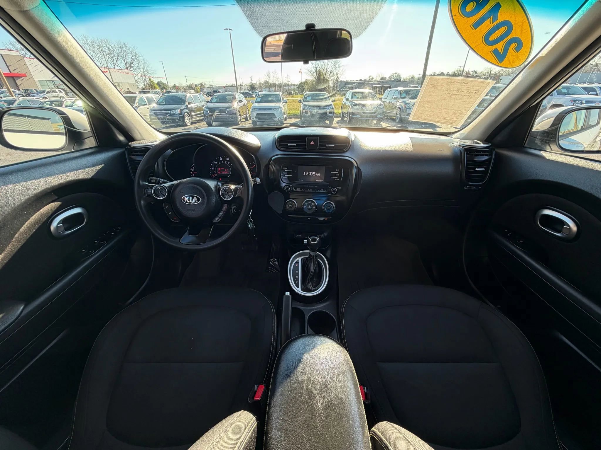 Used 2016 Kia Soul + image 11