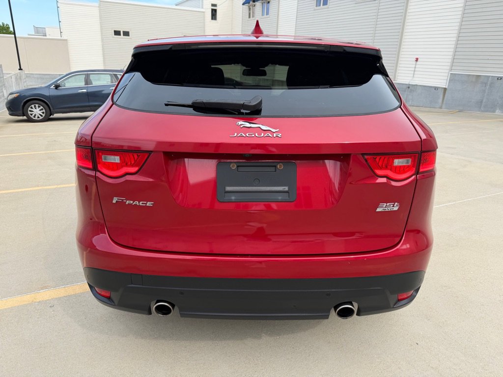 Used 2017 Jaguar F-PACE Prestige AWD/4WD image 4