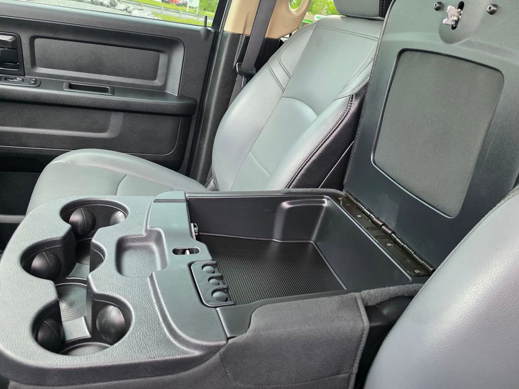 Used 2020 RAM 3500 Tradesman w/ Chrome Appearance Group AWD/4WD image 31