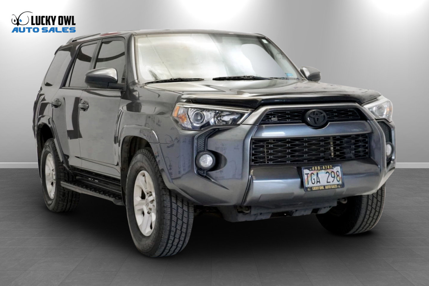 Used 2018 Toyota 4Runner SR5 RWD image 3