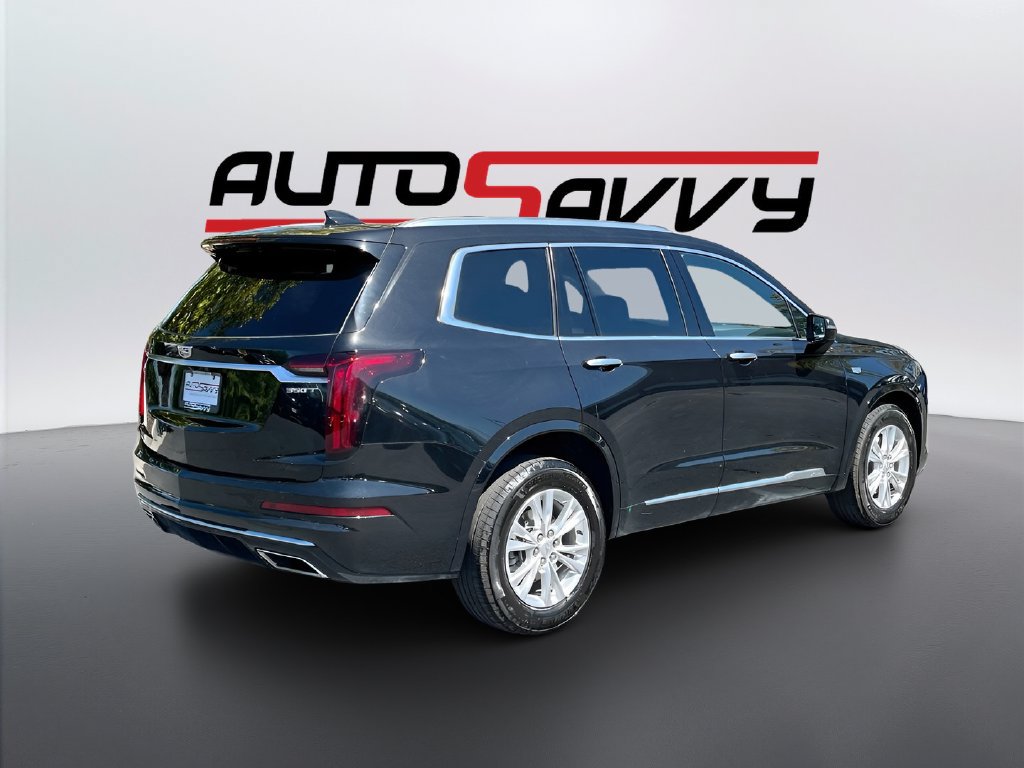 Used 2025 Cadillac XT6 Luxury AWD/4WD image 7