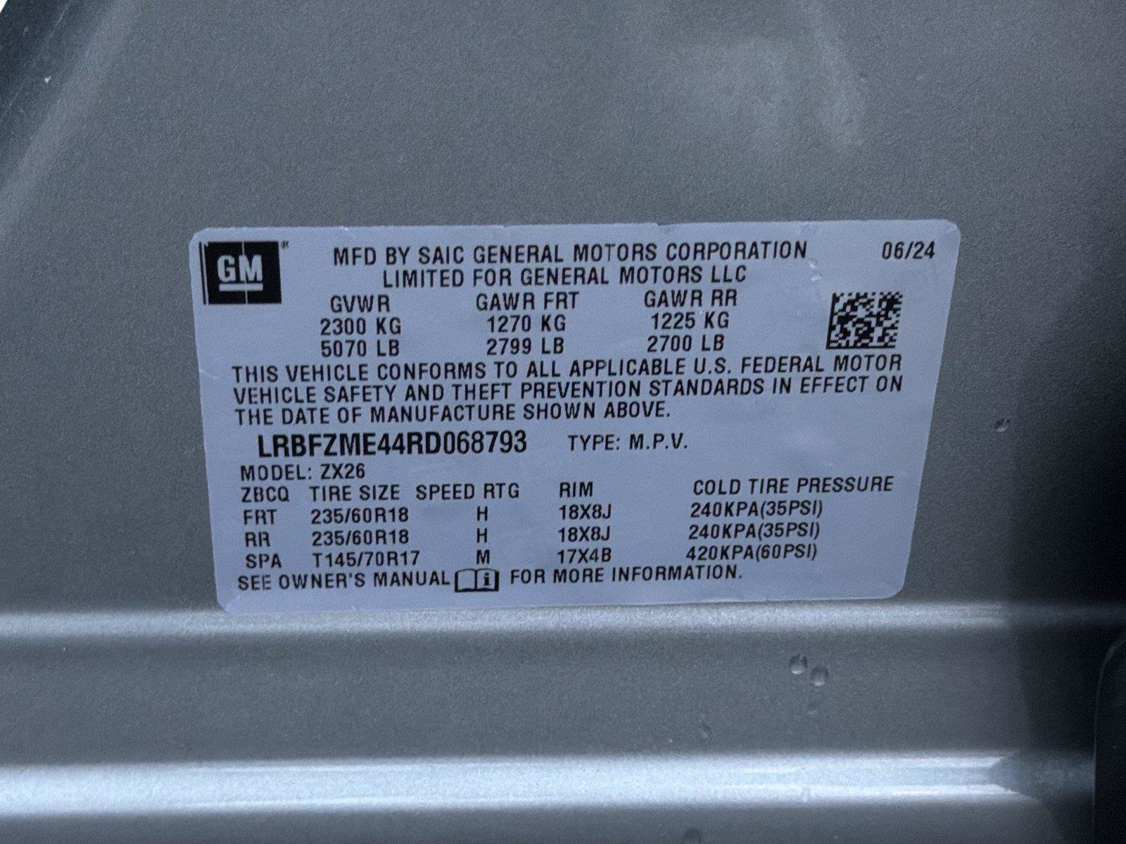 Used 2024 Buick Envision Preferred AWD/4WD image 32