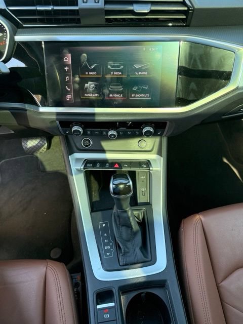 Used 2021 Audi Q3 2.0T Premium w/ Convenience Package AWD/4WD image 14