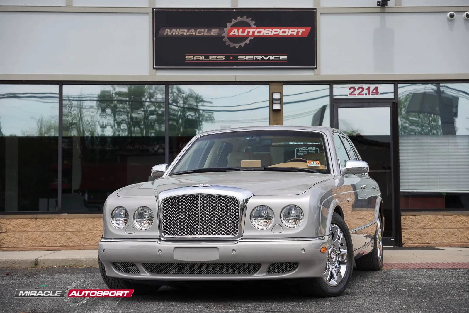 Used 2005 Bentley Arnage RL RWD image 1