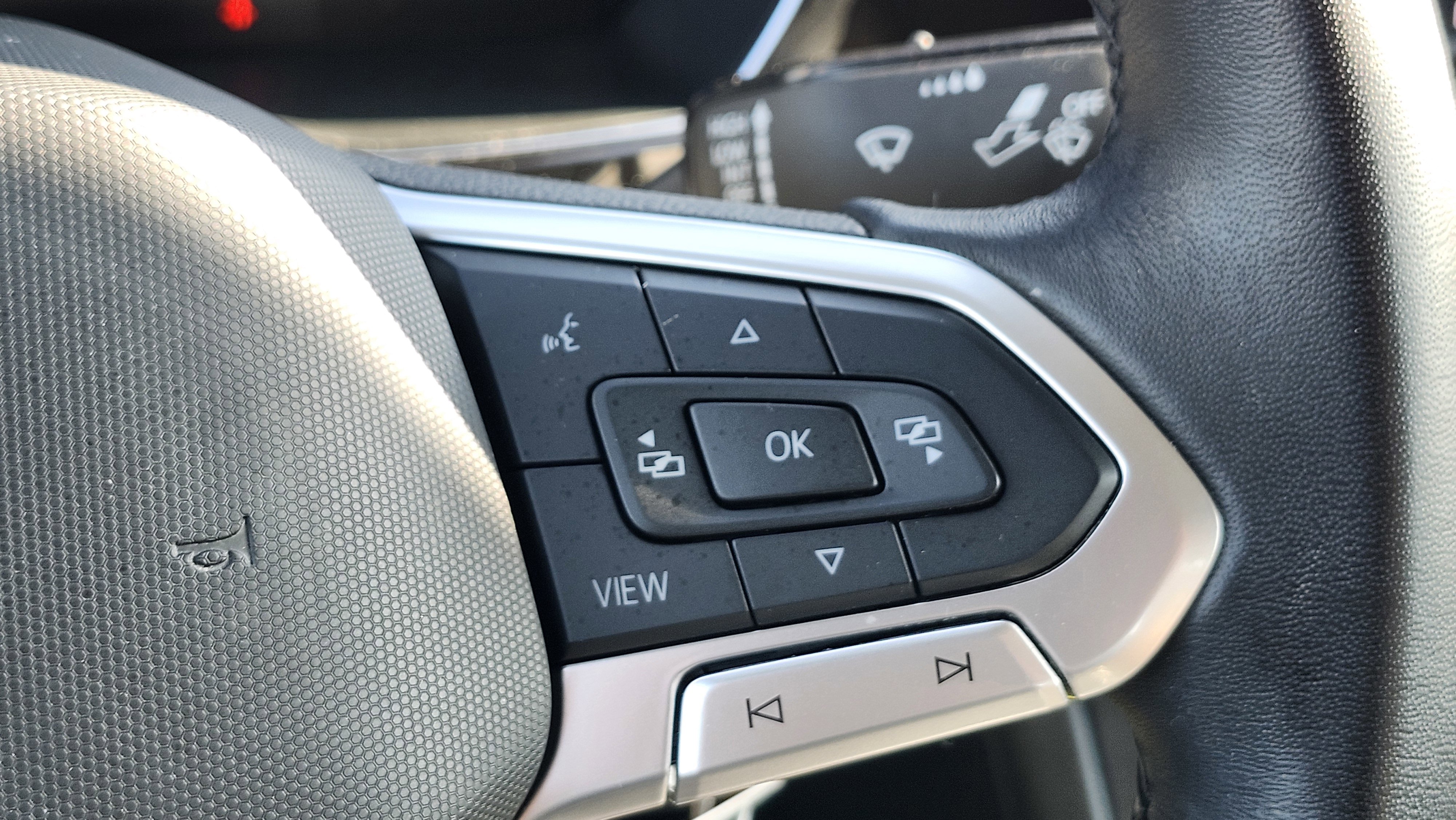 Used 2024 Volkswagen Jetta S image 30