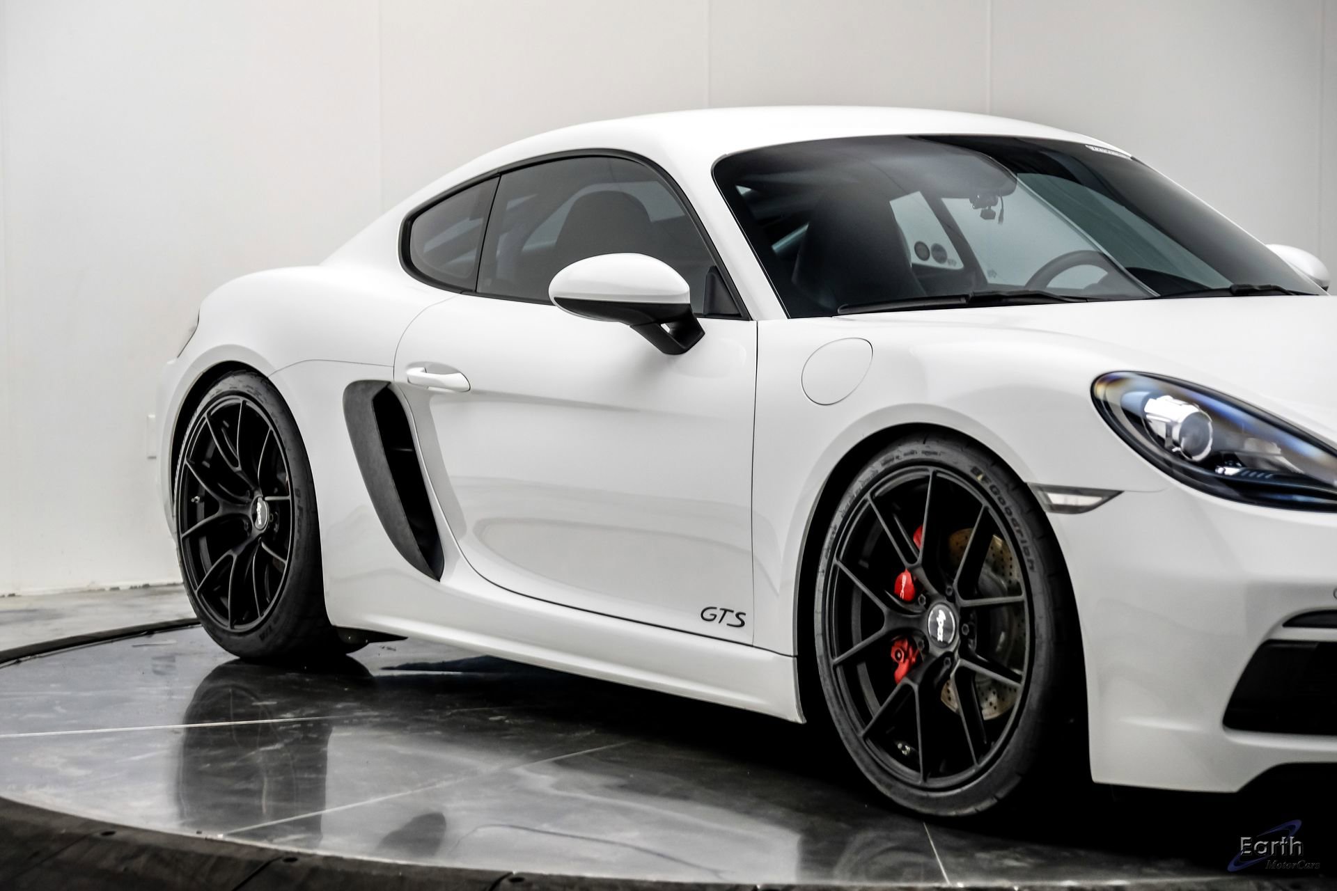 Used 2019 Porsche 718 Cayman GTS RWD image 29