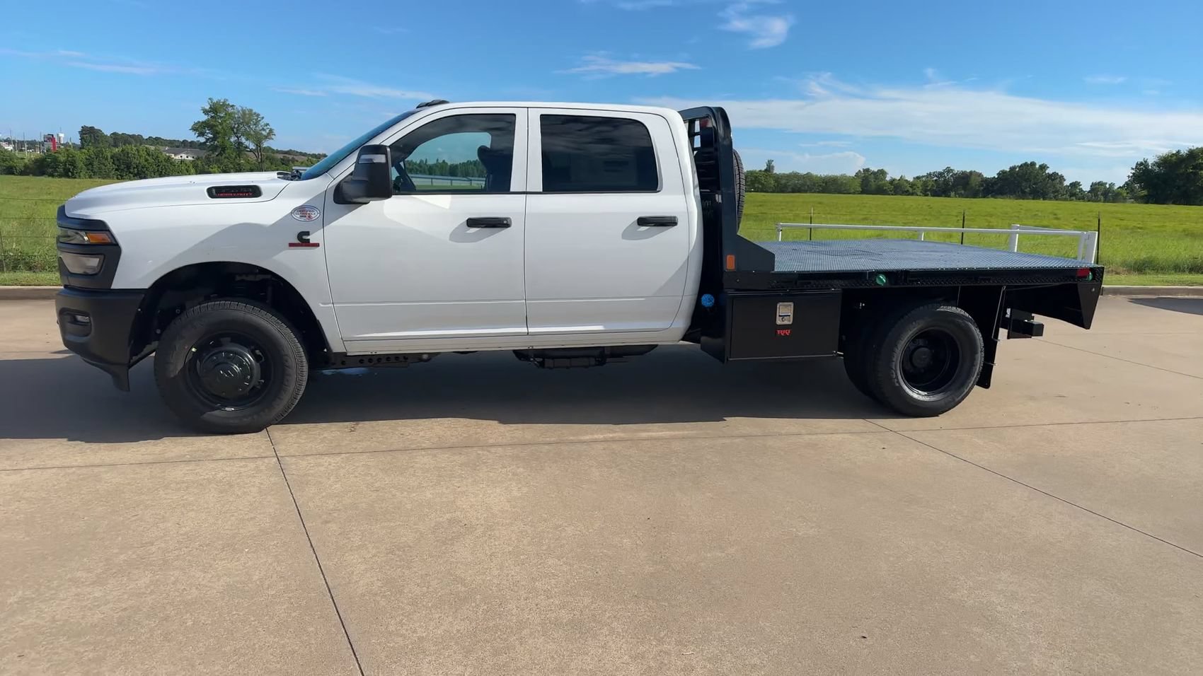 New 2026 RAM 3500 Tradesman AWD/4WD image 2