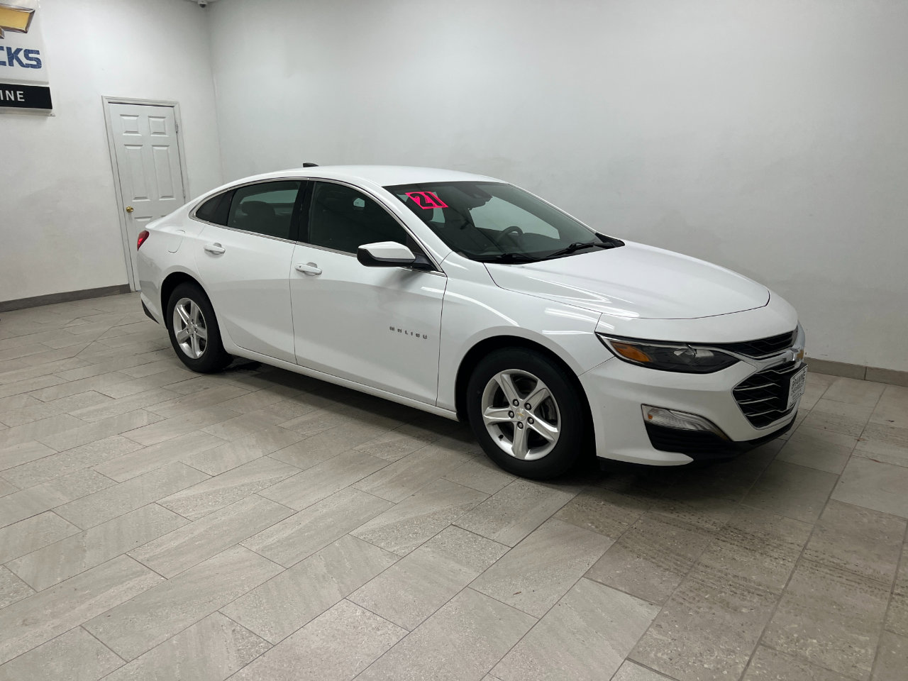 Used 2021 Chevrolet Malibu LS w/ Driver Confidence Package II image 6