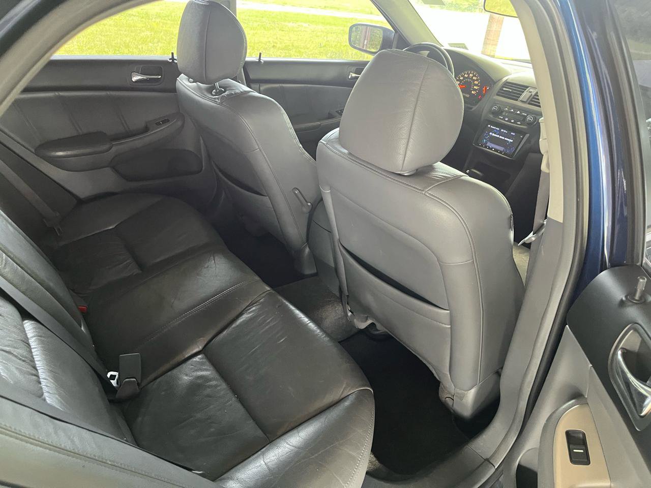 Used 2004 Honda Accord EX image 11