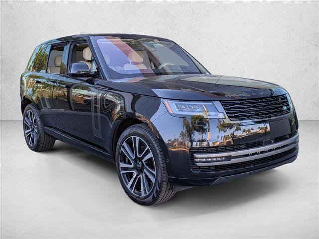 Used 2023 Land Rover Range Rover SE image 3
