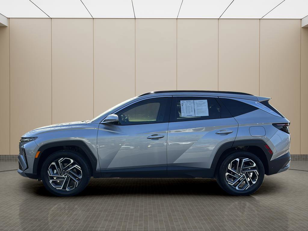Certified 2025 Hyundai Tucson Limited image 2