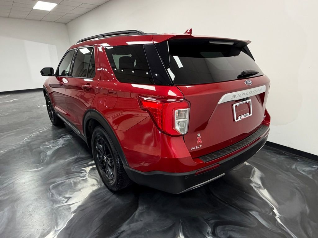 Used 2020 Ford Explorer XLT w/ Equipment Group 202A image 20