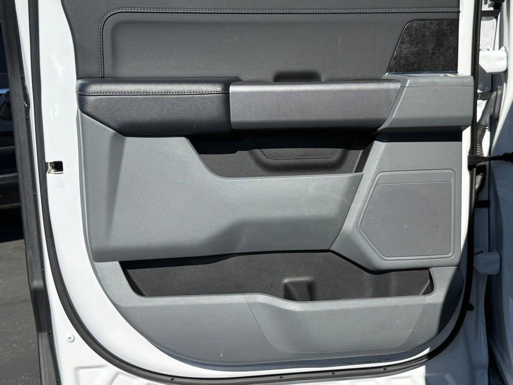 Used 2022 Ford F150 XLT w/ Equipment Group 302A High image 37