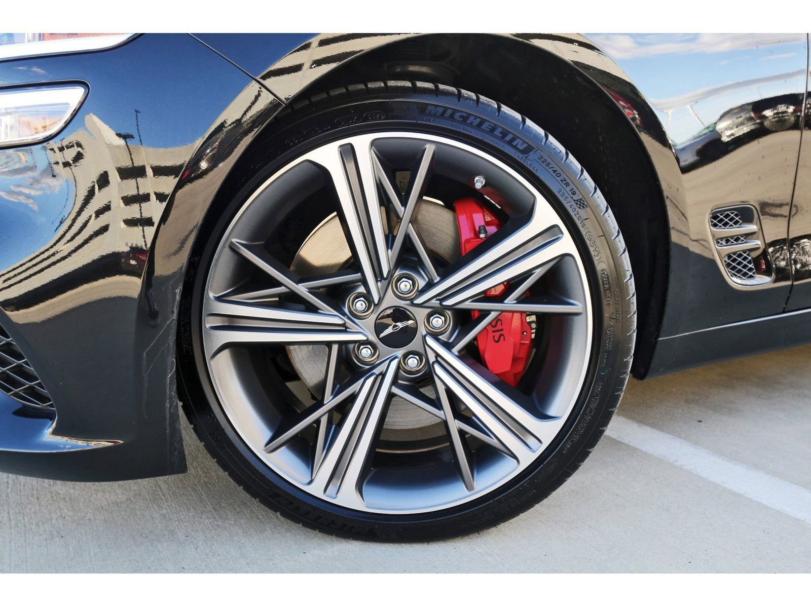 Used 2025 Genesis G70 3.3T Advanced w/ Sport Prestige Package image 33