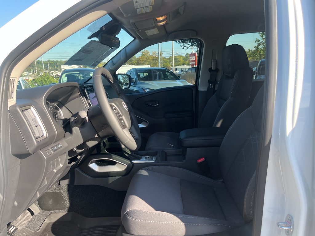 New 2026 Nissan Frontier SV w/ All-Weather Content Package AWD/4WD image 27