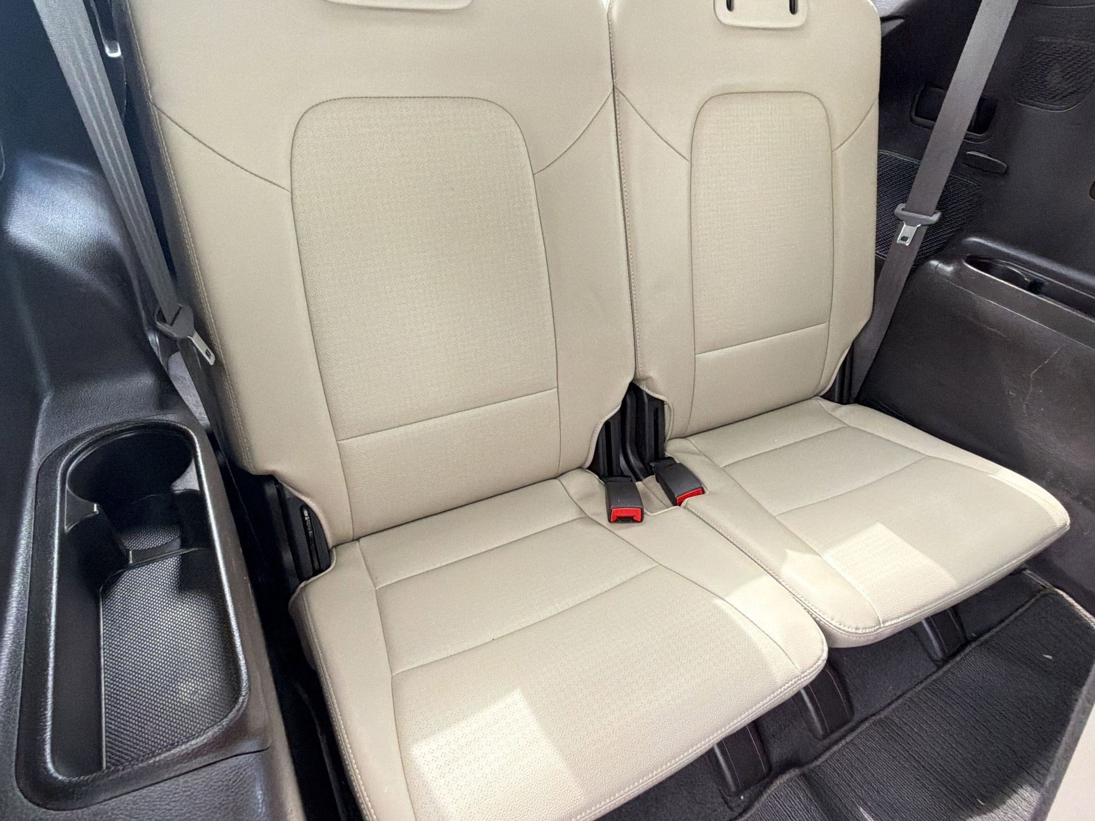 Used 2014 Hyundai Santa Fe GLS w/ Ultimate Package 06 FWD image 31