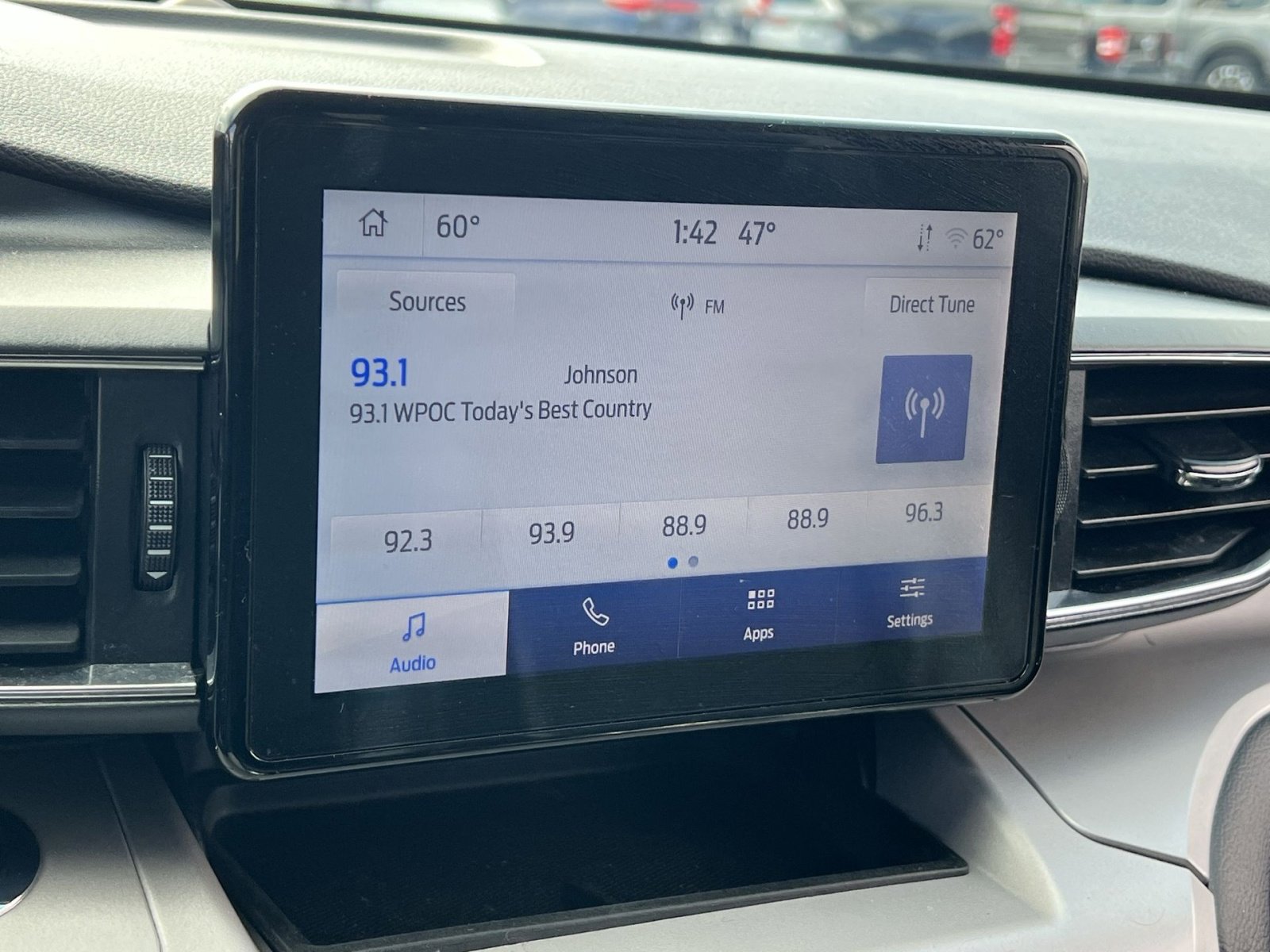 Certified 2023 Ford Explorer XLT w/ Equipment Group 202A image 18