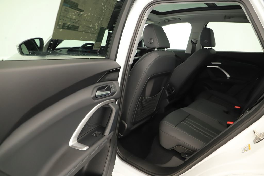 New 2025 Audi Q5 Premium image 26