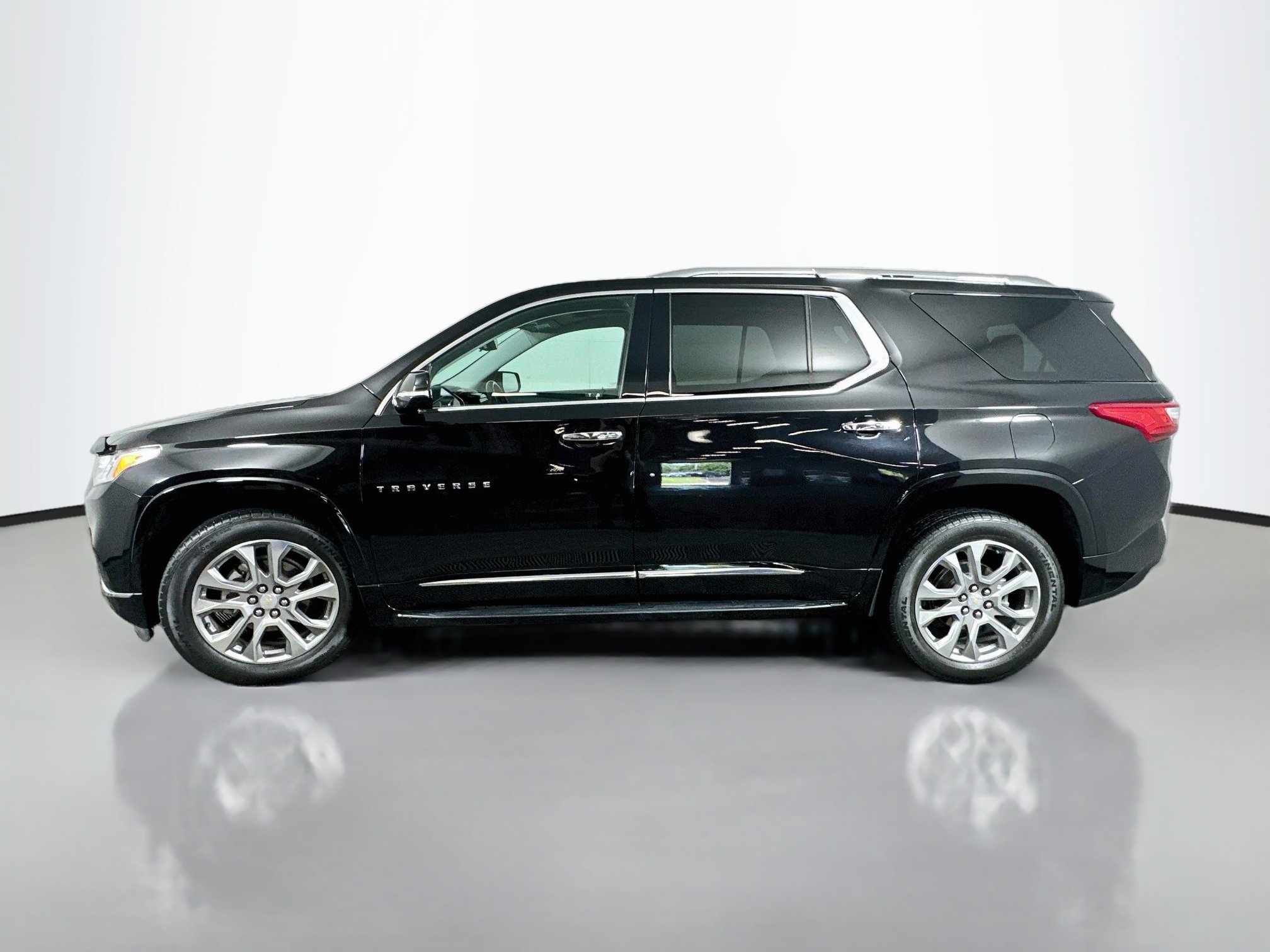 Used 2019 Chevrolet Traverse Premier AWD/4WD image 4