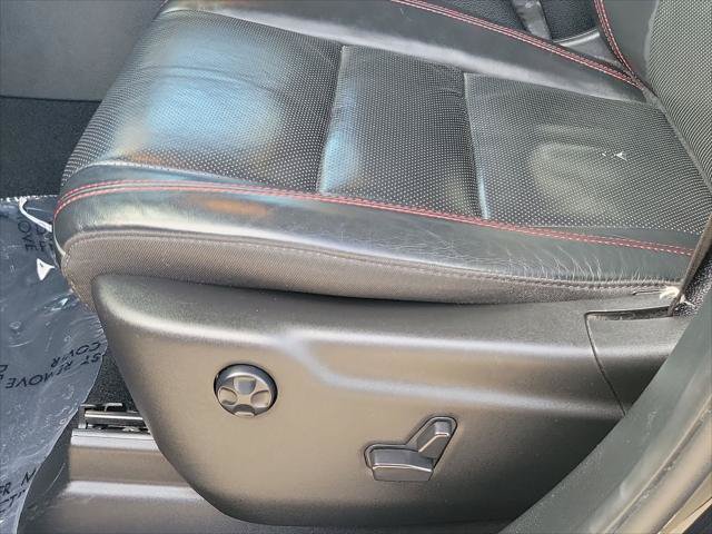 Certified 2024 Dodge Durango GT RWD image 16