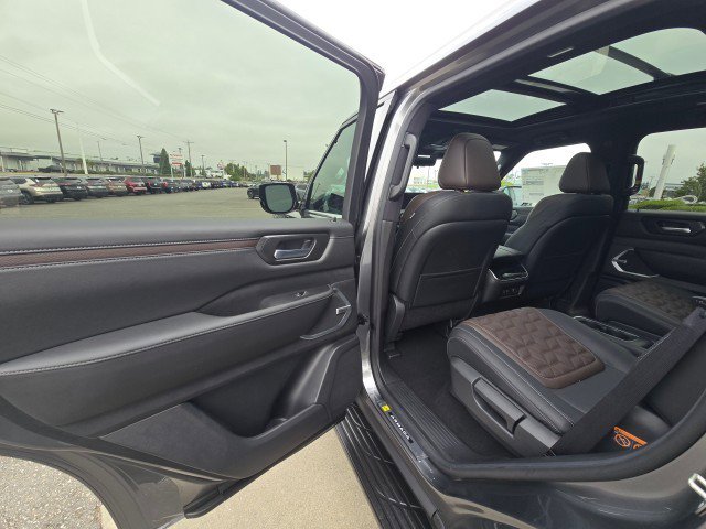 New 2026 Nissan Armada Platinum image 18