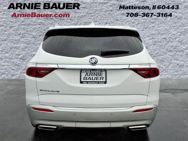Used 2024 Buick Enclave Essence w/ Experience Buick Package image 8