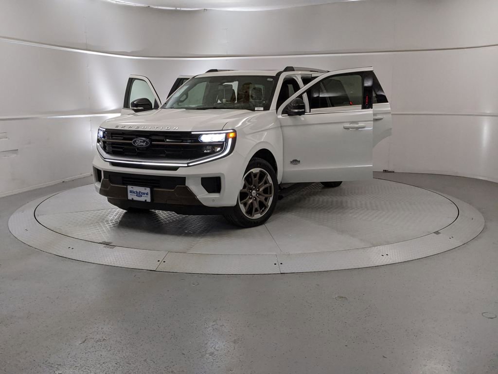 New 2025 Ford Expedition King Ranch image 12