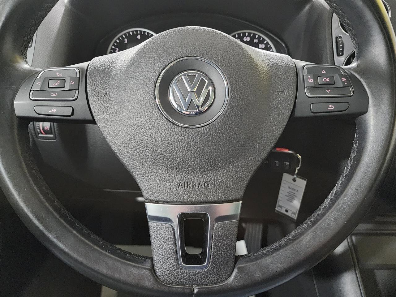 Used 2013 Volkswagen Tiguan S AWD/4WD image 16