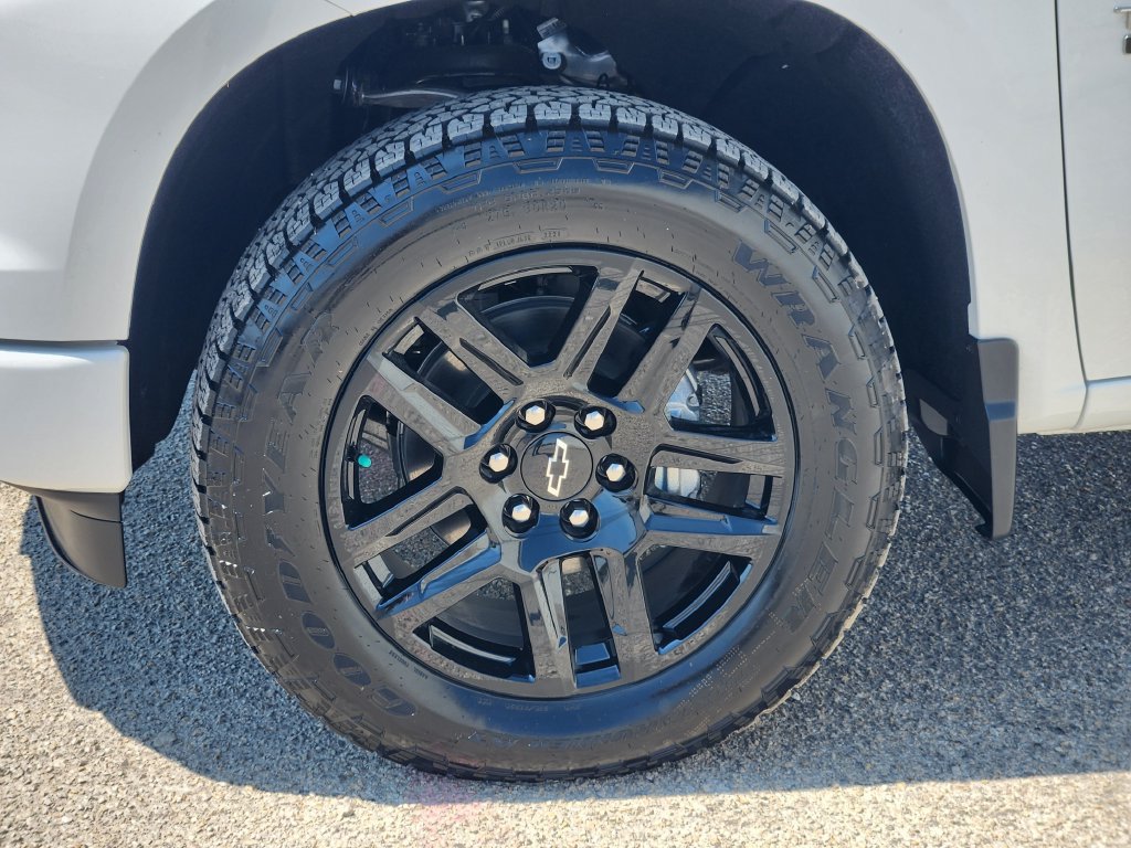 New 2026 Chevrolet Silverado 1500 RST AWD/4WD image 9