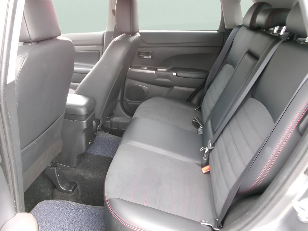 Used 2025 Mitsubishi Outlander Sport ES AWD/4WD image 10
